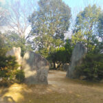 王墓山古墳の北側に位置する弥生時代後期に築造された日本で最大級の墳丘を持つ弥生墳丘墓です。